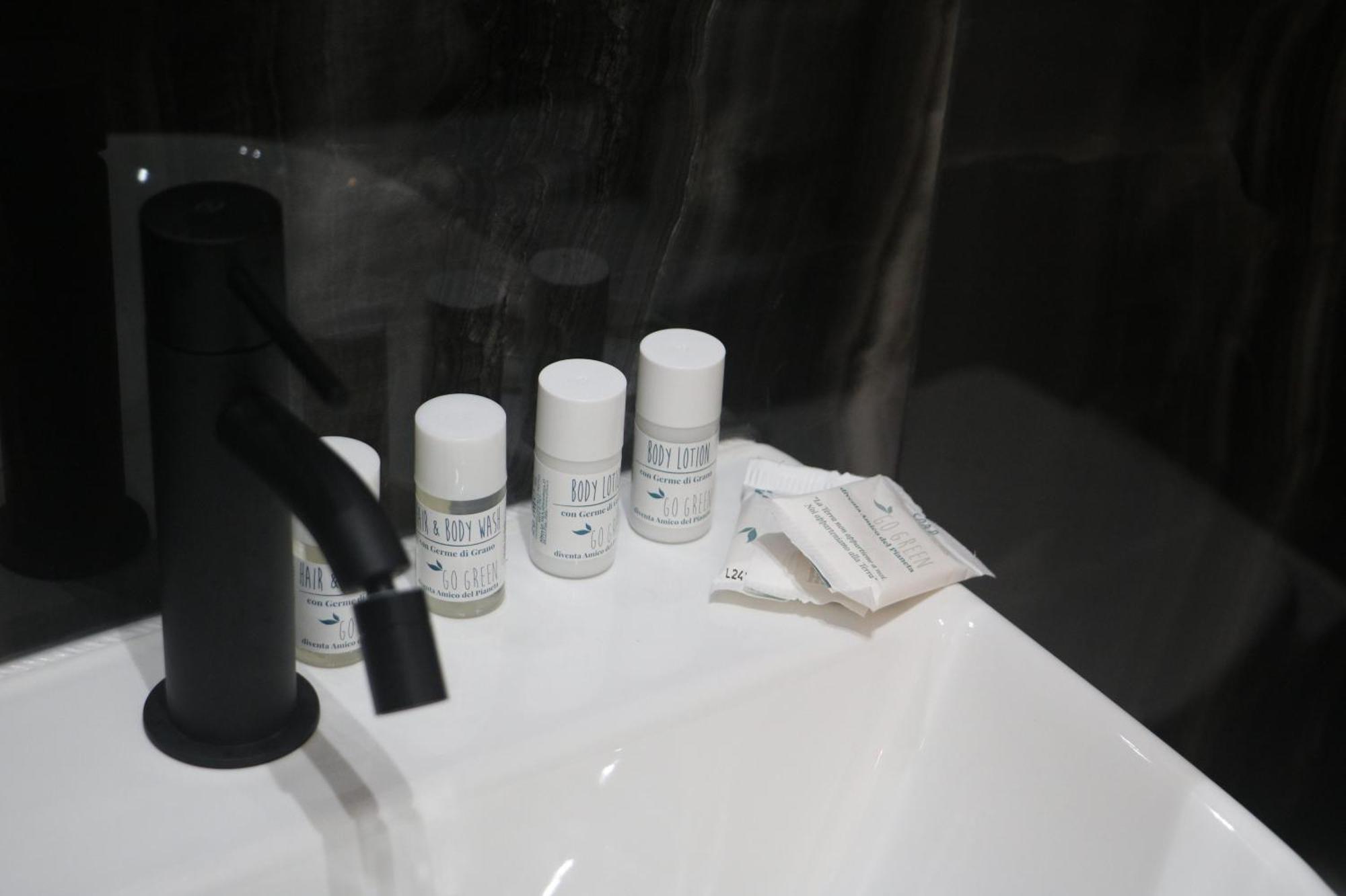 Xcross Suites Basilica San Paolo 로마 외부 사진